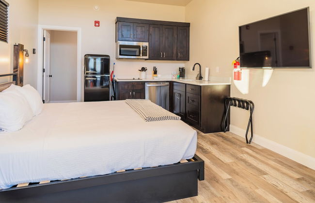 The Dwellings - Photo 19