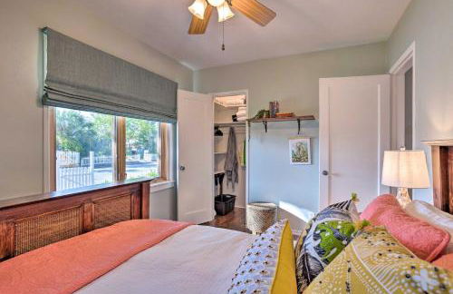 Yard and Hot Tub Historic Lake Worth Cottage! - Photo 23