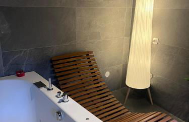 VILLA Como, Jacuzzi Spa and Private Pool - Foto 7