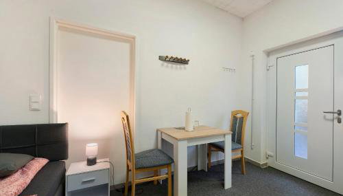 Cozy 2-bed Room With Kitchen W2 - Photo 4
