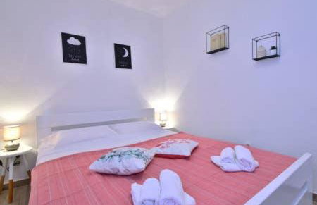 Holiday home Dinko - Photo 23