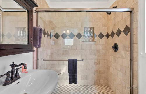 Hot Tub PRIME DWTN NAPA 3 bed 2 Bath - Foto 33