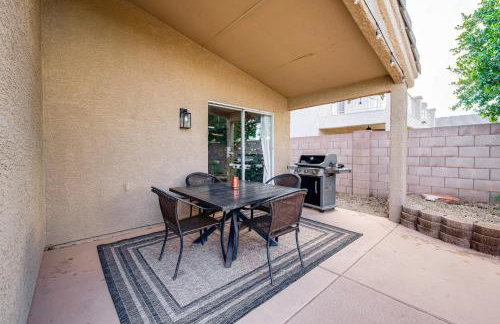Swim & Unwind: 'Wildrose Retreat' in Mesa! - Foto 2