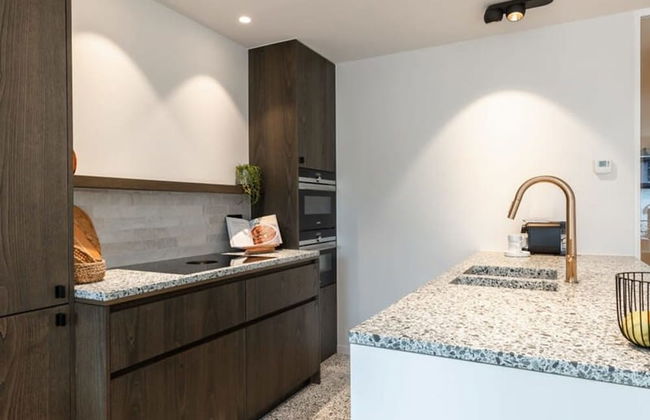 Delux Renovated Apartment in the Heart of Knokke - Photo 3