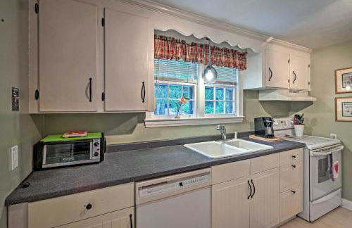 Historic Essex Home with Large Yard Near Downtown! - Foto 11