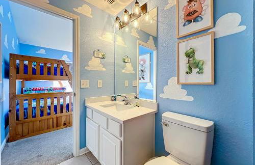 Private Pool Disney Townhome - Walk to Water Park - Foto 19