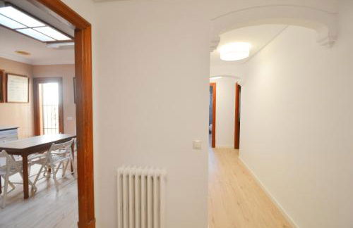 Waterfront apartment perfect for beach lovers. - Photo 20