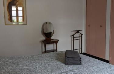 Au chalet d'Illiers Combray, grand jardin arboré - Foto 4