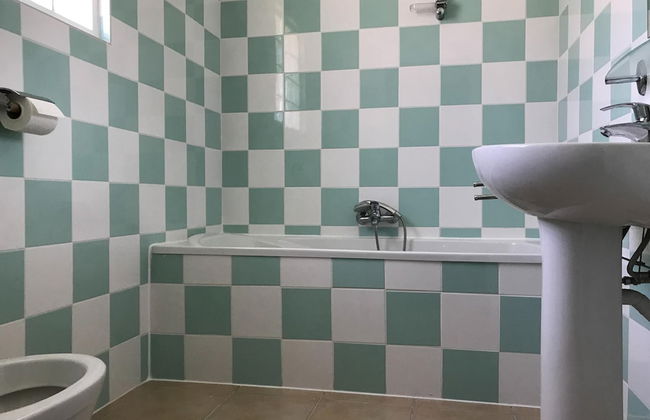 Amazing Holiday Home in Les Forges With Terrace - Photo 36