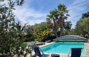 Maison piscine privée Camargue - Photo 1