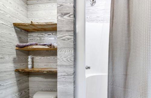 Cozy Cabin on Big Pine Lake with Dock and Fire Pit - Foto 20