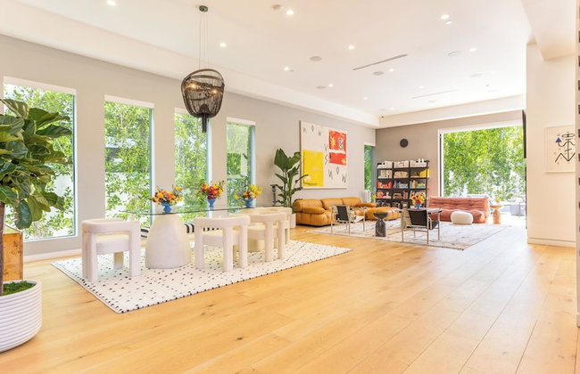 Luxe Weho Villa, Walk to Melrose Ave, Pool + Hot Tub North Vista by Avantstay - Foto 113