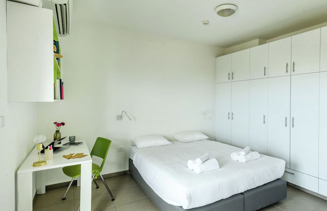 Studio apt w balcony and Kitchen - Foto 2