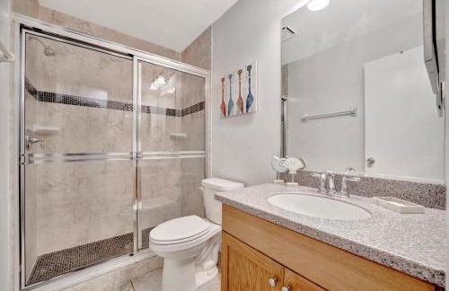 Cheerful Pelican on Anna Maria Island - Photo 23