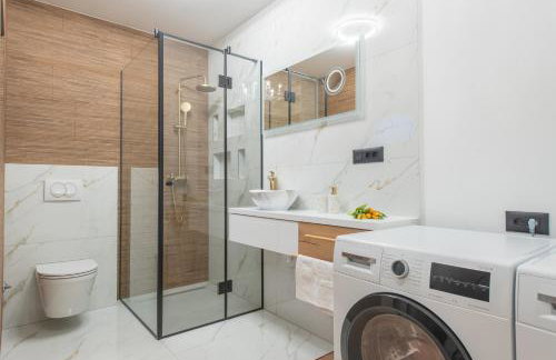 Villa Florinda with Pool and Prime Location near Split - Photo 37