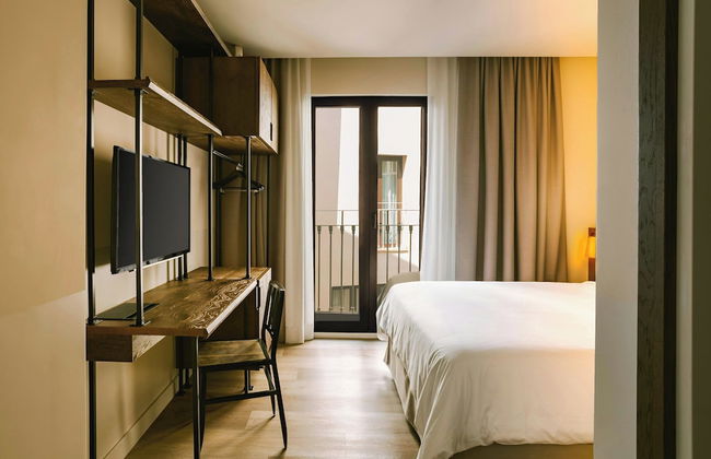 Casa Luz Hotel Plaça Universitat, Sonder by Marriott Bonvoy - Photo 21