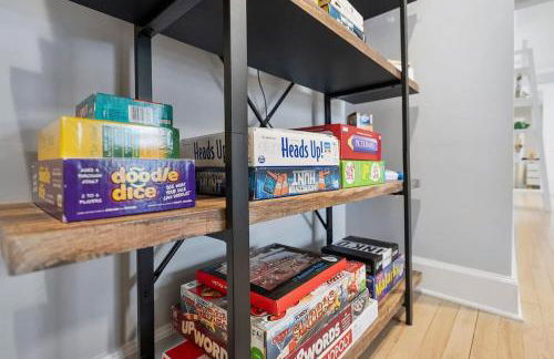 Onyx House King Size Beds Bikes Games Wine - Foto 25