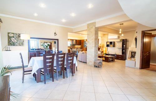 Kondarini Sea View Villa, Just 290m from the beach, by ZanteWize - Foto 23