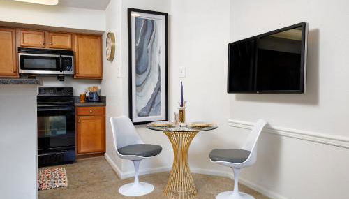Wyndham 121 Bright, Airy 1br Apt , Parking, Pool - Foto 4