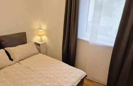 AUXBRG - 4 Zimmer, XL Wasserbett, 65 Zoll TV, XL Terrasse - Foto 35