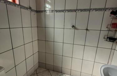 Casa espaçosa com linda piscina - Foto 11