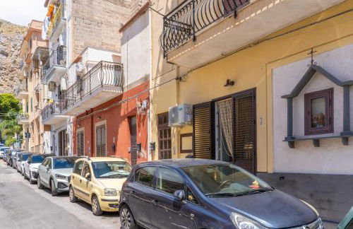 Antony Mondello Guest House, appartamento a 1 minuto a piedi dalla spiaggia di Mondello - Foto 45