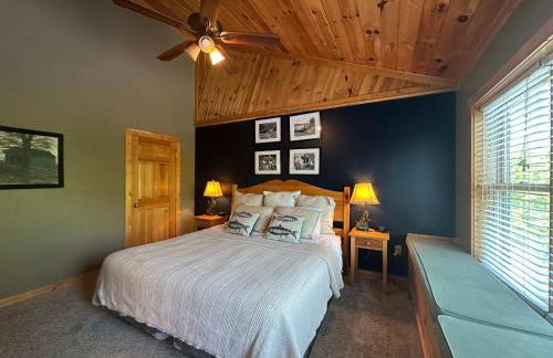 5 BDR for 20 with Hot Tub Pool Table & Lake View - Foto 29