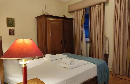 Classic 3BR Sintra Home near Beaches & Palaces - Foto 11