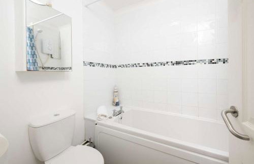 Comfortable 2 Bedroom Home with Parking in Taunton - Foto 39