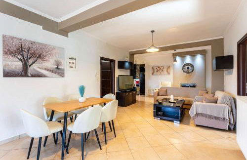 Filiatra s Cozy Haven A Peaceful Escape in Nature - Foto 14