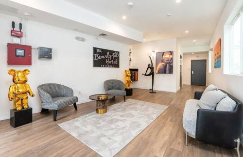 Modern and Chic 2BR Gem with Luxe Finishes, Parking - Foto 32