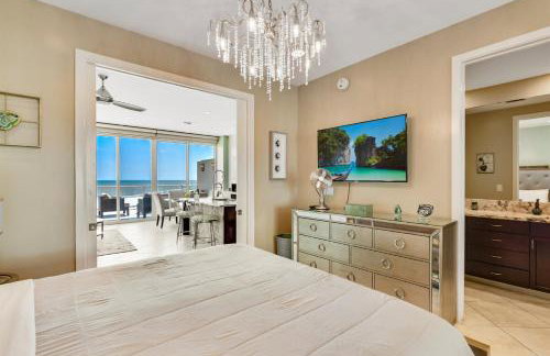 XL Terrace, Lazy River, I-O Pools, Game Room, Spa, Beach, Luxury 2-2 Penthouse! - Foto 59