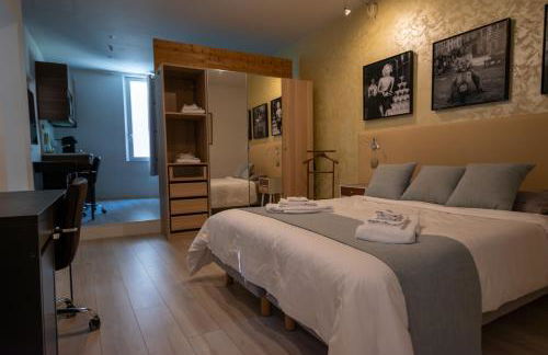 A L'OMBRE DU PALAIS - Foto 4