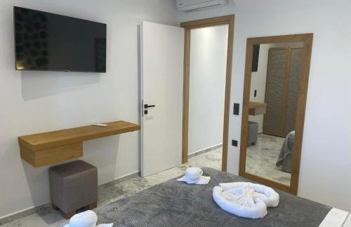 Latramys Suites - Photo 47