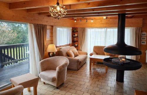 Chalet de Charme 100m² - Grand jardin - Gite les 4 saisons- Lac de chalain - Foto 8