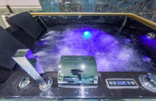 Le Musée d’Aphrodite / JACUZZI - Foto 17