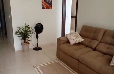 Quarto 1 cama de casal com ar estacionamento - Photo 1