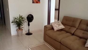 Quarto 1 cama de casal com ar estacionamento - Foto 1