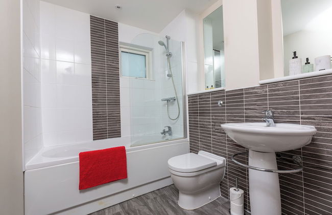 Meridian Bay Apartment - Photo 7