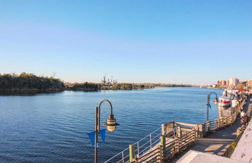 Waterfront Sunset Views in Port City Wilmington NC - Foto 19