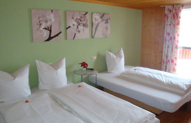 Majestic Apartment in Schrocken - Photo 4