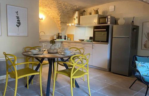 Pujaut , Gîte cœur de village « sous le clocher» - Photo 29