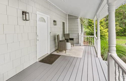 Amazing Southampton Home with Private Heated Pool - Foto 55