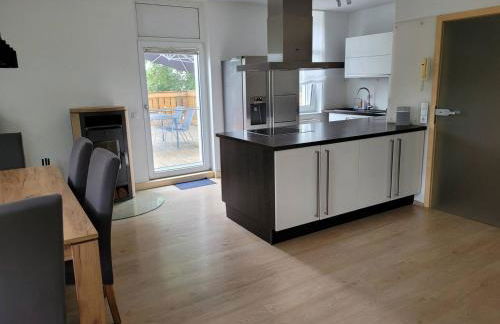 Moderne Wohnung in Meerane in ruhiger, zentraler Lage, 116 qm - Foto 1