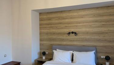 11 Luxury Apartments - Photo 3