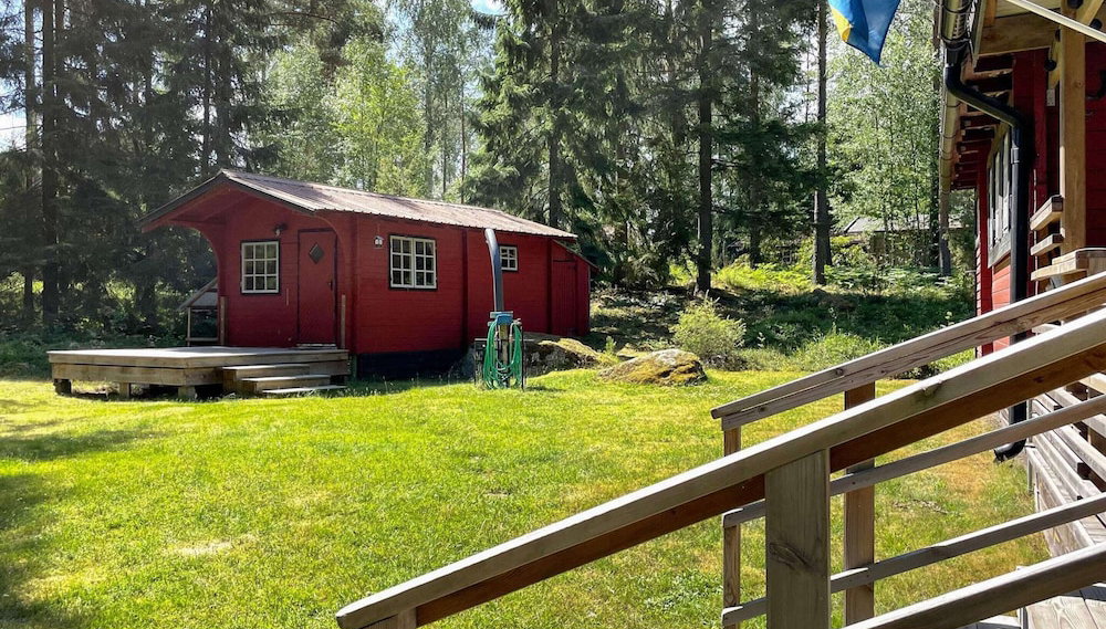 8 Person Holiday Home in Rejmyre - Foto 1, Unterkunftsgelände