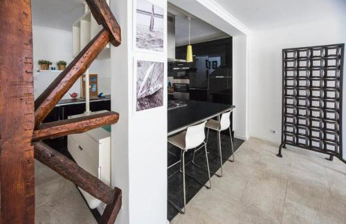 Duplex with terrace in Alfama, Central Lisbon - Photo 25