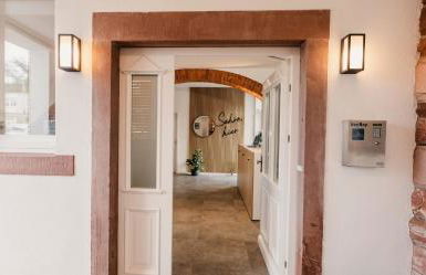 MAINTERRASSE Boardinghouse am Fluss klimatisierte Apartments mit 80qm Terrasse - Foto 35