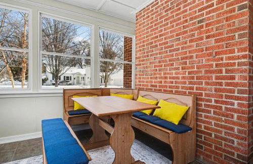 3-Bedroom House Near Notre Dame with Parking - Foto 55