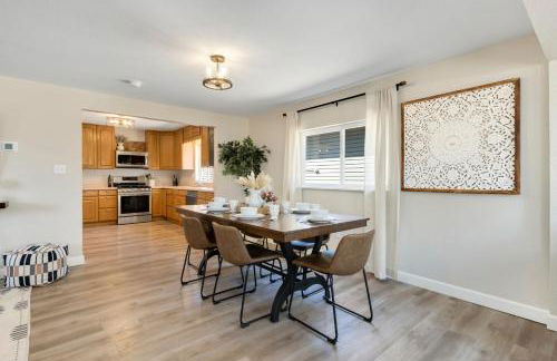 Downtown Windsor Home with Hot Tub and Pool Table - Foto 27